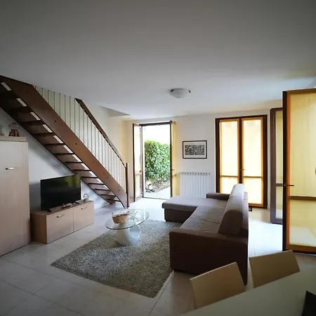 아파트 My Holiday - Casa Chiara *